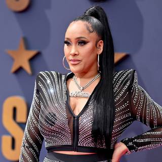 Natalie Nunn wallpaper