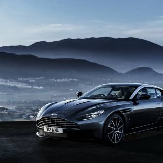 Aston Martin desktop wallpaper