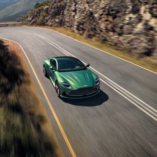 Aston Martin desktop wallpaper