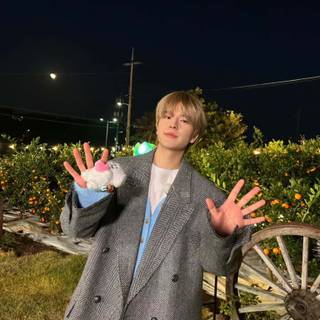 Seungmin smile wallpaper