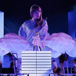 Taylor Swift Wildest Dreams desktop wallpaper