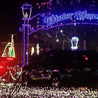Car winter lights wallpaper