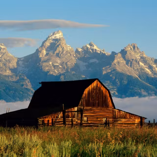 Autumn cabin desktop wallpaper