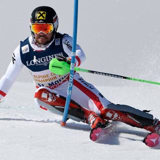 Ski racing wallpaper