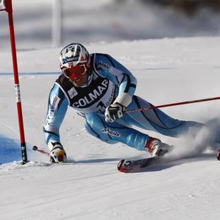 Ski racing wallpaper