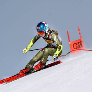 Ski racing wallpaper