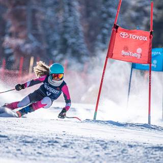 Ski racing wallpaper