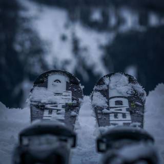 Ski racing wallpaper