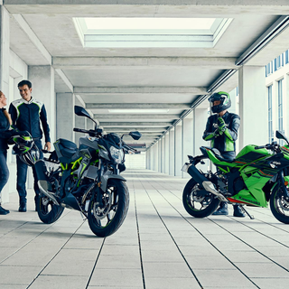 Kawasaki Ninja 125 wallpaper