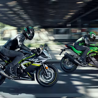 Kawasaki Ninja 125 wallpaper