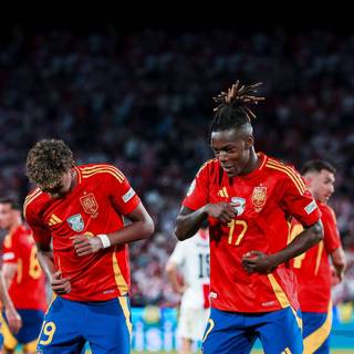 Lamine Yamal and Willams Jr wallpaper