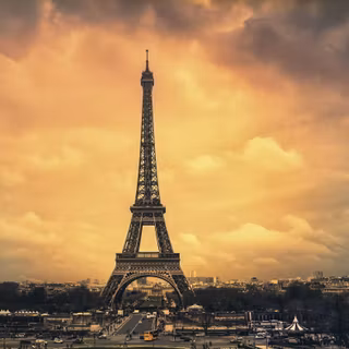 Eiffel Tower vintage wallpaper