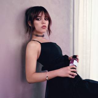 Jenna Ortega PC wallpaper