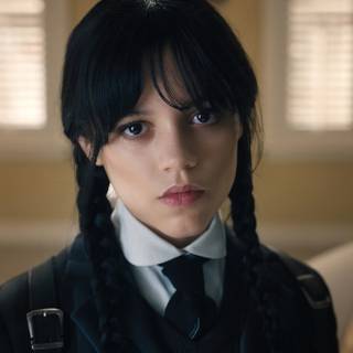 Jenna Ortega PC wallpaper