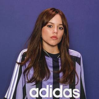 Jenna Ortega PC wallpaper