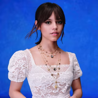 Jenna Ortega PC wallpaper