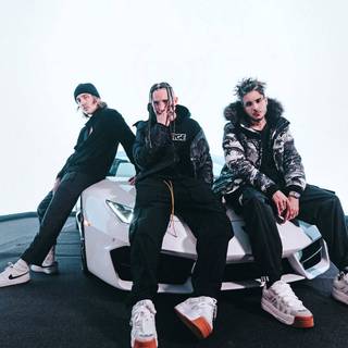 Chase Atlantic computer wallpaper