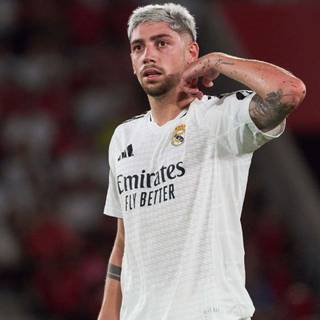 Real Madrid 2024-25 wallpaper