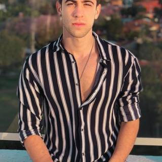 Alejo Igoa wallpaper