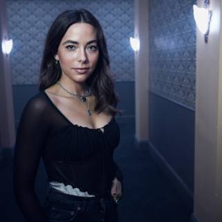 Mariel Molino wallpaper