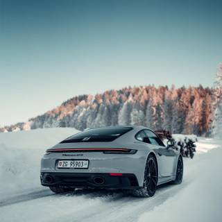 Porsche 911 winter wallpaper