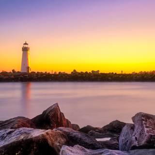 Santa Cruz 4k wallpaper