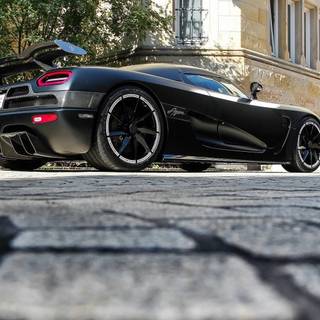 Black Koenigsegg wallpaper