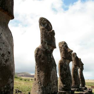 Moai phone wallpaper