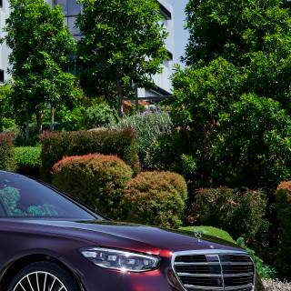 Mercedes Benz S Class iPhone wallpaper