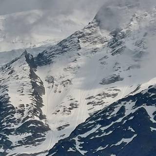 Winter vertical 4k wallpaper