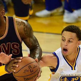 Lebron James and Stephen Curry wallpaper