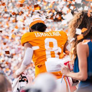 Nico Iamaleava wallpaper