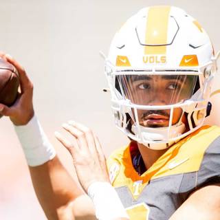 Nico Iamaleava wallpaper