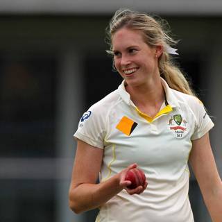 Holly Ferling wallpaper