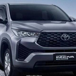 Innova Hycross wallpaper