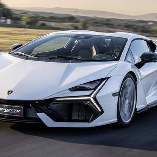 Lamborghini Revuelto wallpaper