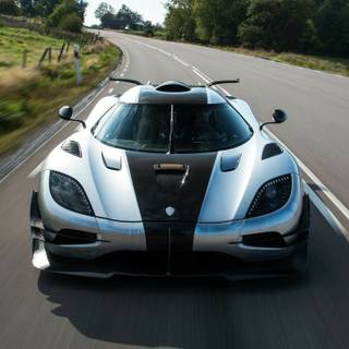 Koenigsegg 4k phone wallpaper