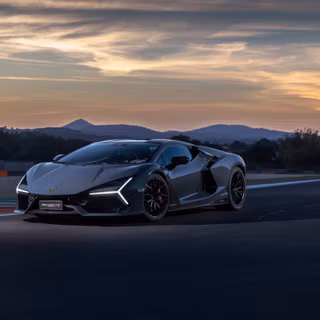 Lamborghini Revuelto 4k wallpaper