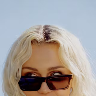 Miley Cyrus iPhone wallpaper