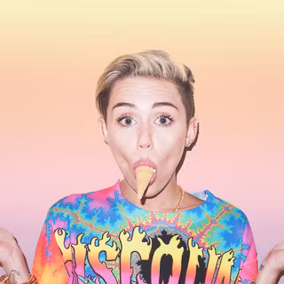 Miley Cyrus iPhone wallpaper