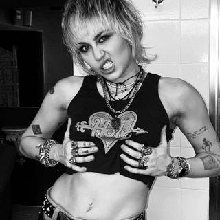 Miley Cyrus iPhone wallpaper