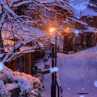 Japan night iPhone wallpaper