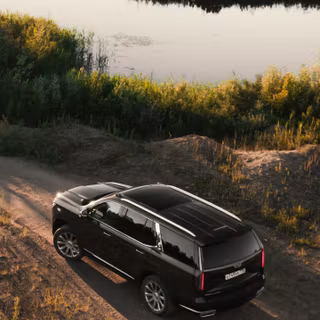 Cadillac Escalade iPhone wallpaper