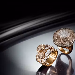 Silver jewelry wallpaper