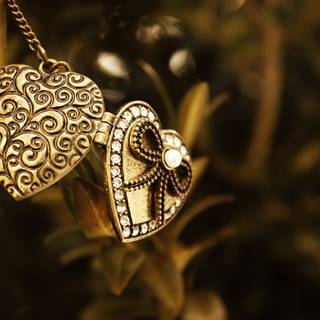 Silver jewelry wallpaper