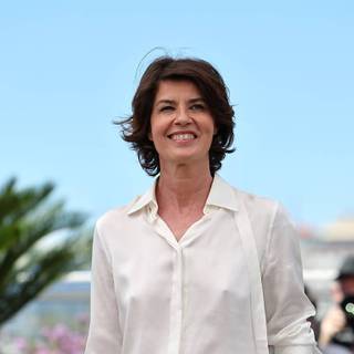 Irène Jacob wallpaper