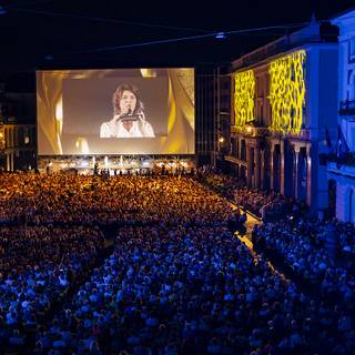 Irène Jacob wallpaper