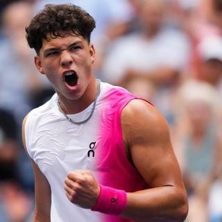 Ben Shelton wallpaper