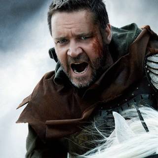 Russell Crowe desktop wallpaper