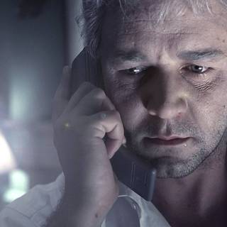 Russell Crowe desktop wallpaper